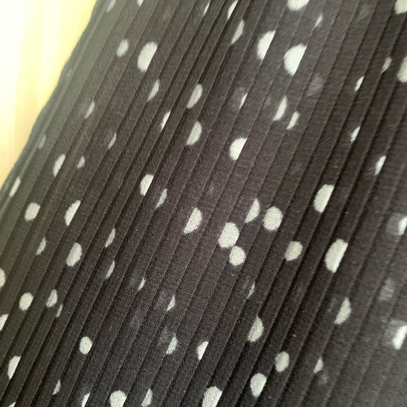New LOFT Midi Skirt Abstract Polka Dot Print SZ Medium - Picture 6 of 9